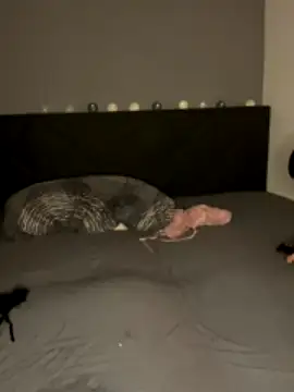roxi20 nude strip on cam for live sex video chat