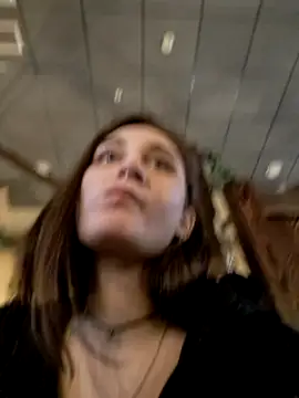 VibeViolet nude strip on cam for live sex video chat