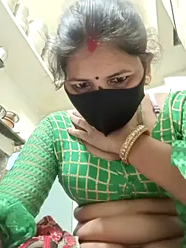 Bipasha_Roy nude strip on cam for live sex video chat