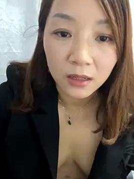 EM-Me2Me2 nude strip on cam for live sex video chat