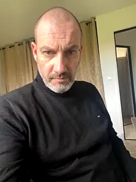 etalon820 nude strip on cam for live sex video chat