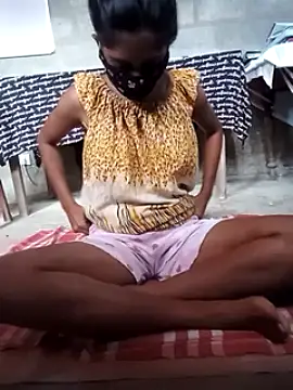 HansiMadhubaba nude strip on cam for live sex video chat