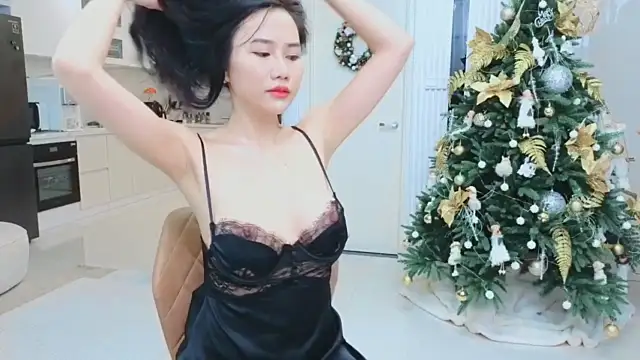 jasmine-jang nude strip on cam for live sex video chat