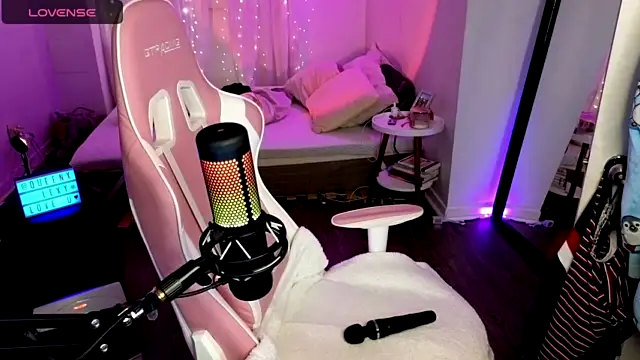 queenxlexy nude strip on cam for live sex video chat