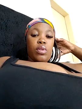 SWEETDOLLY29XX nude strip on cam for live sex video chat