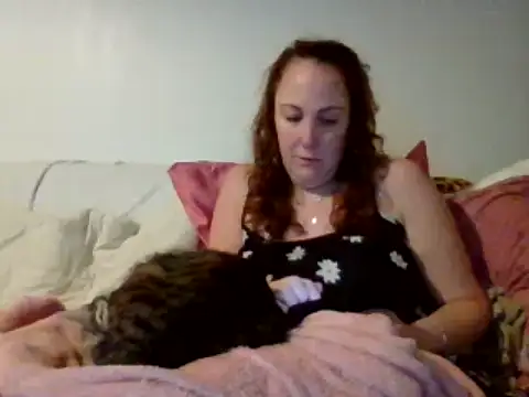 Wisie_Cutie nude strip on cam for live sex video chat