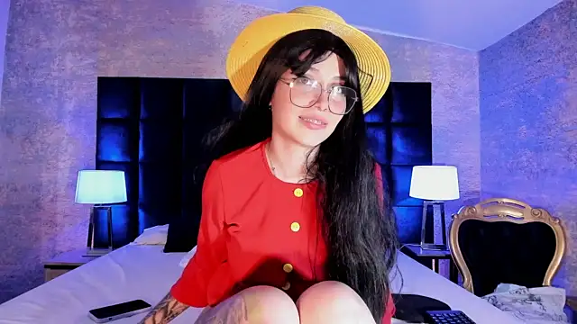 YunoRose nude strip on cam for live sex video chat