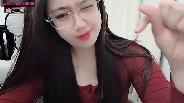 AliceCorrea nude strip on cam for live sex video chat