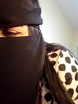 Cylia_arab nude strip on cam for live sex video chat