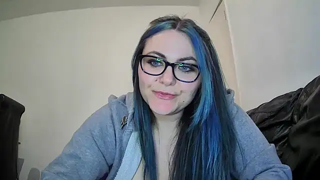 hotwifeviolet nude strip on cam for live sex video chat