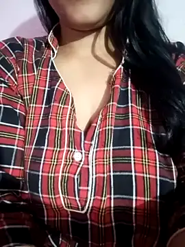 Lata_Bhabi nude strip on cam for live sex video chat