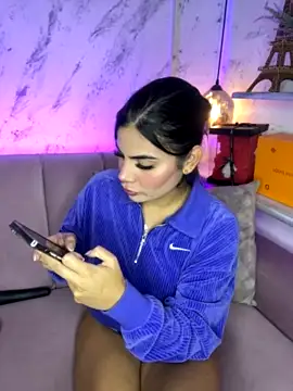 miaa_khalifaa nude strip on cam for live sex video chat