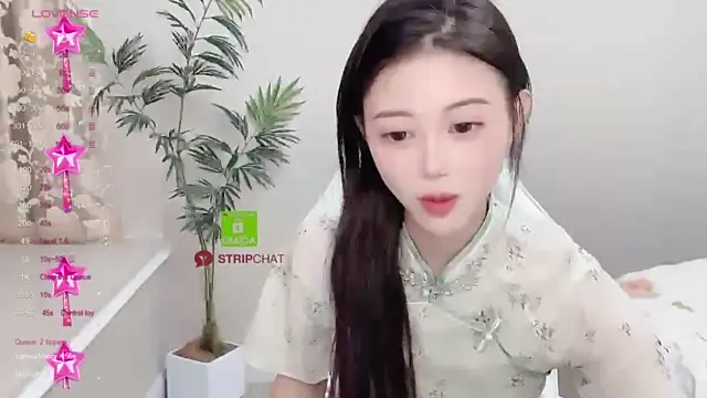Peri-170-S nude strip on cam for live sex video chat