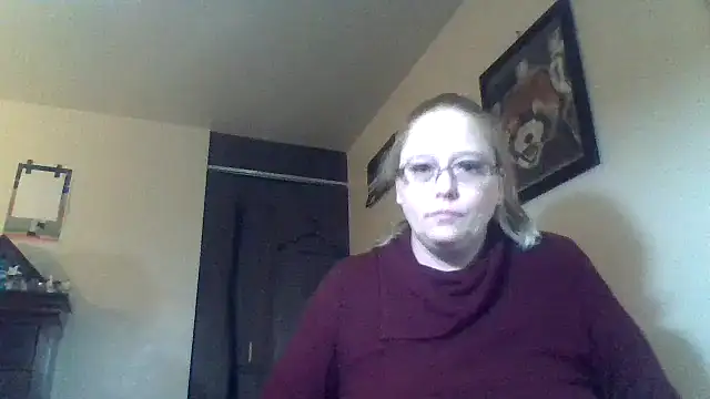 PlumpyBunny4u nude strip on cam for live sex video chat