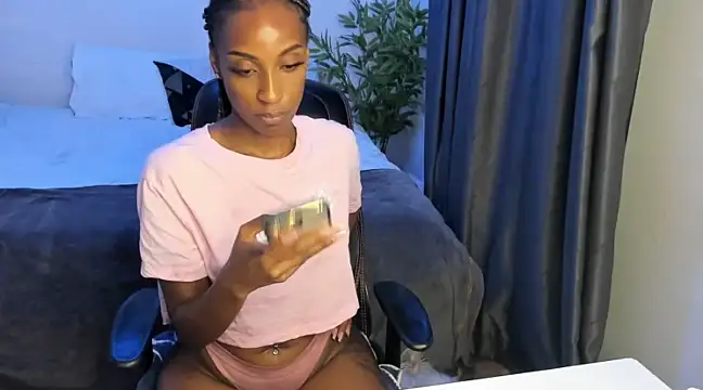 Pretty_brownskin nude strip on cam for live sex video chat