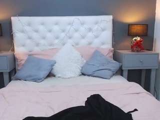 SofiiTaylor nude in Live Sex Cam Girls Room