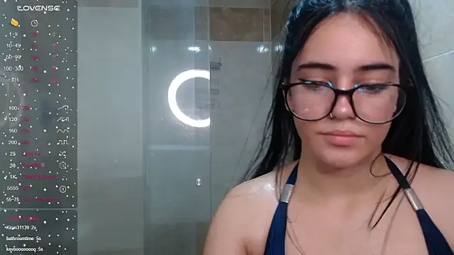 Sofy_whitee nude strip on cam for live sex video chat