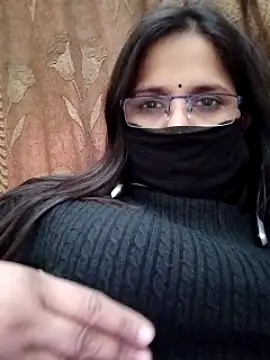 SunheriPari nude strip on cam for live sex video chat