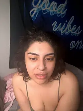 ThickerThanYoBitch nude strip on cam for live sex video chat
