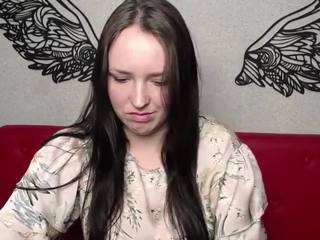 BridjedDragon nude in Live Sex Cam Girls Room