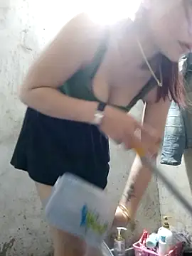 Eiamee nude strip on cam for live sex video chat