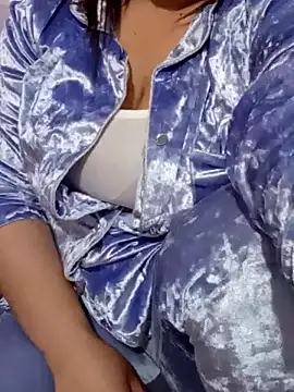 fofitafifi nude strip on cam for live sex video chat