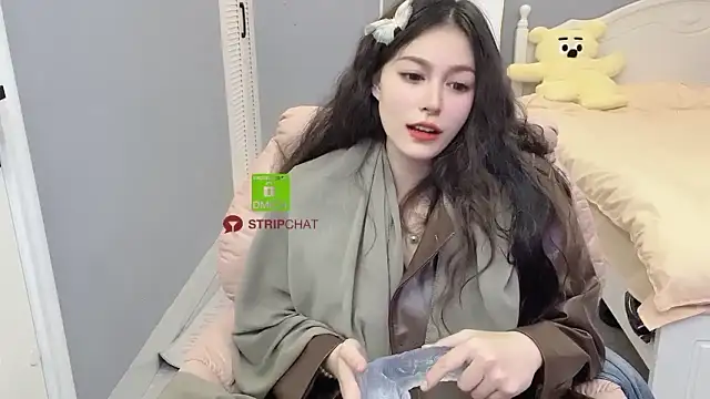 Goya-Ecup-S nude strip on cam for live sex video chat