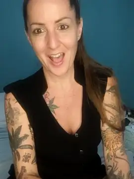 _Hornytologue_ nude strip on cam for live sex video chat