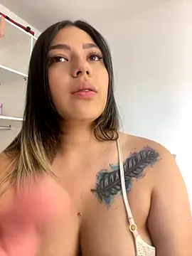 Latina_vanessa nude strip on cam for live sex video chat