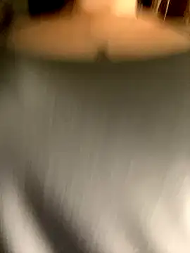 MollyBer nude strip on cam for live sex video chat