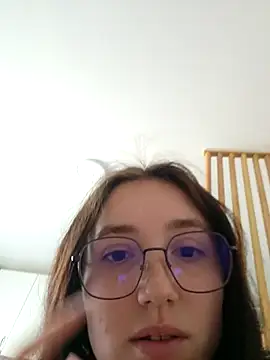 MsAli19 nude strip on cam for live sex video chat