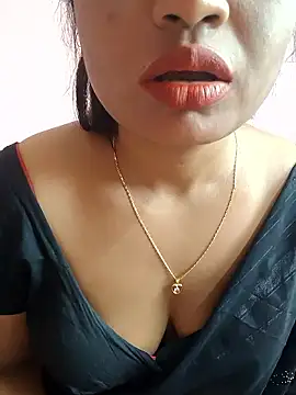 Puja_Bhabhi_Sexy nude strip on cam for live sex video chat