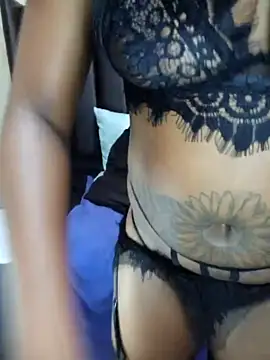 Puneee_Lucee nude strip on cam for live sex video chat