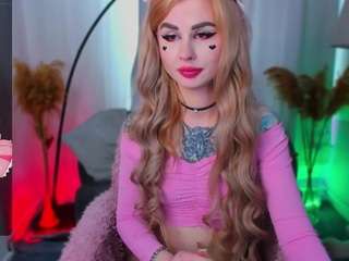 Adelebbyo nude in Live Sex Cam Girls Room