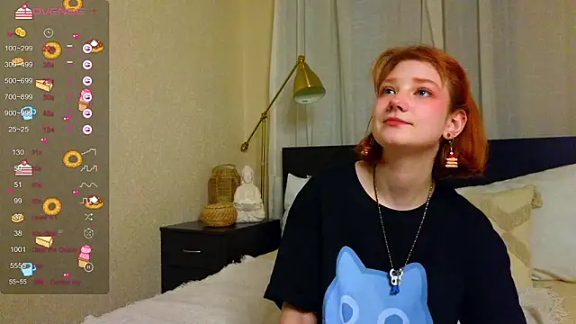 AlliciaCurtis nude strip on cam for live sex video chat