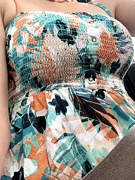 BailiJade nude strip on cam for live sex video chat
