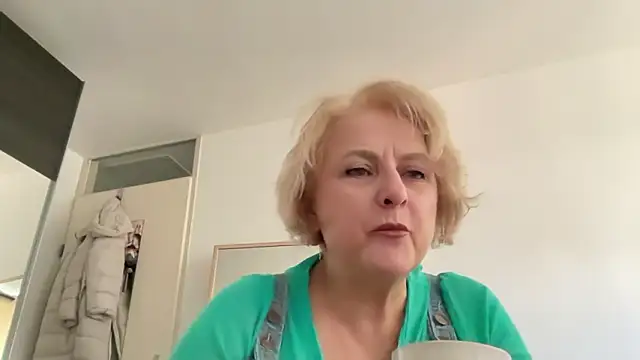 Car_ina nude strip on cam for live sex video chat