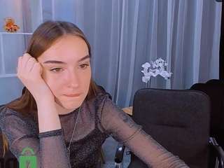 dana-heat nude in Live Sex Cam Girls Room