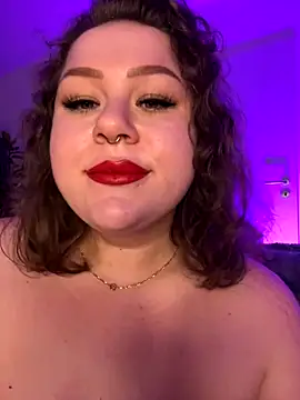 Fancy-Francy nude strip on cam for live sex video chat