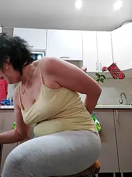 LaliaMia nude strip on cam for live sex video chat