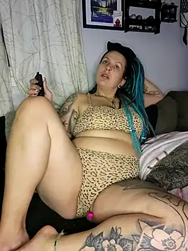 LunaRaeNWO2 nude strip on cam for live sex video chat