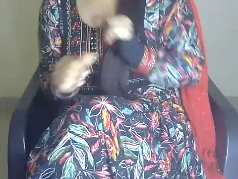Lusty_Wife1 nude strip on cam for live sex video chat