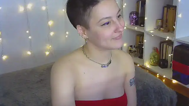 MartaBounty nude strip on cam for live sex video chat