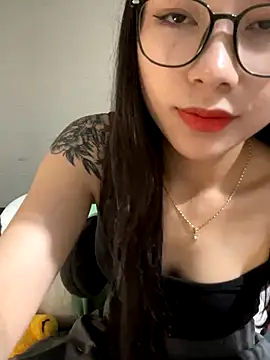 mayybb nude strip on cam for live sex video chat