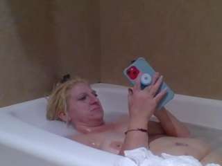 mesasThatGirl8669 nude in Live Sex Cam Girls Room