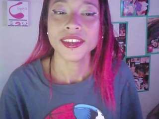 niniwild nude in Live Sex Cam Girls Room