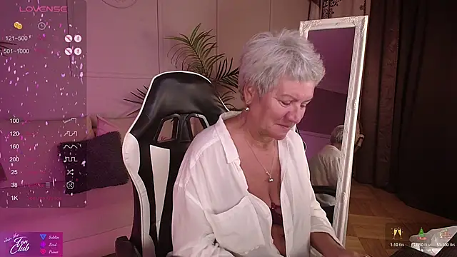 roxana_brooks nude strip on cam for live sex video chat