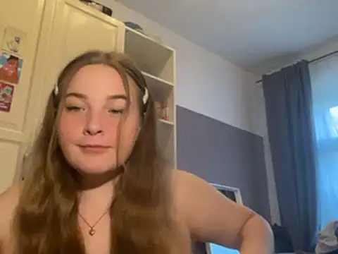 Sophiaaaksh nude strip on cam for live sex video chat