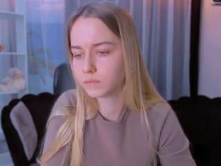 sun-sammy nude in Live Sex Cam Girls Room