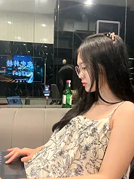 Yangying_99 nude strip on cam for live sex video chat